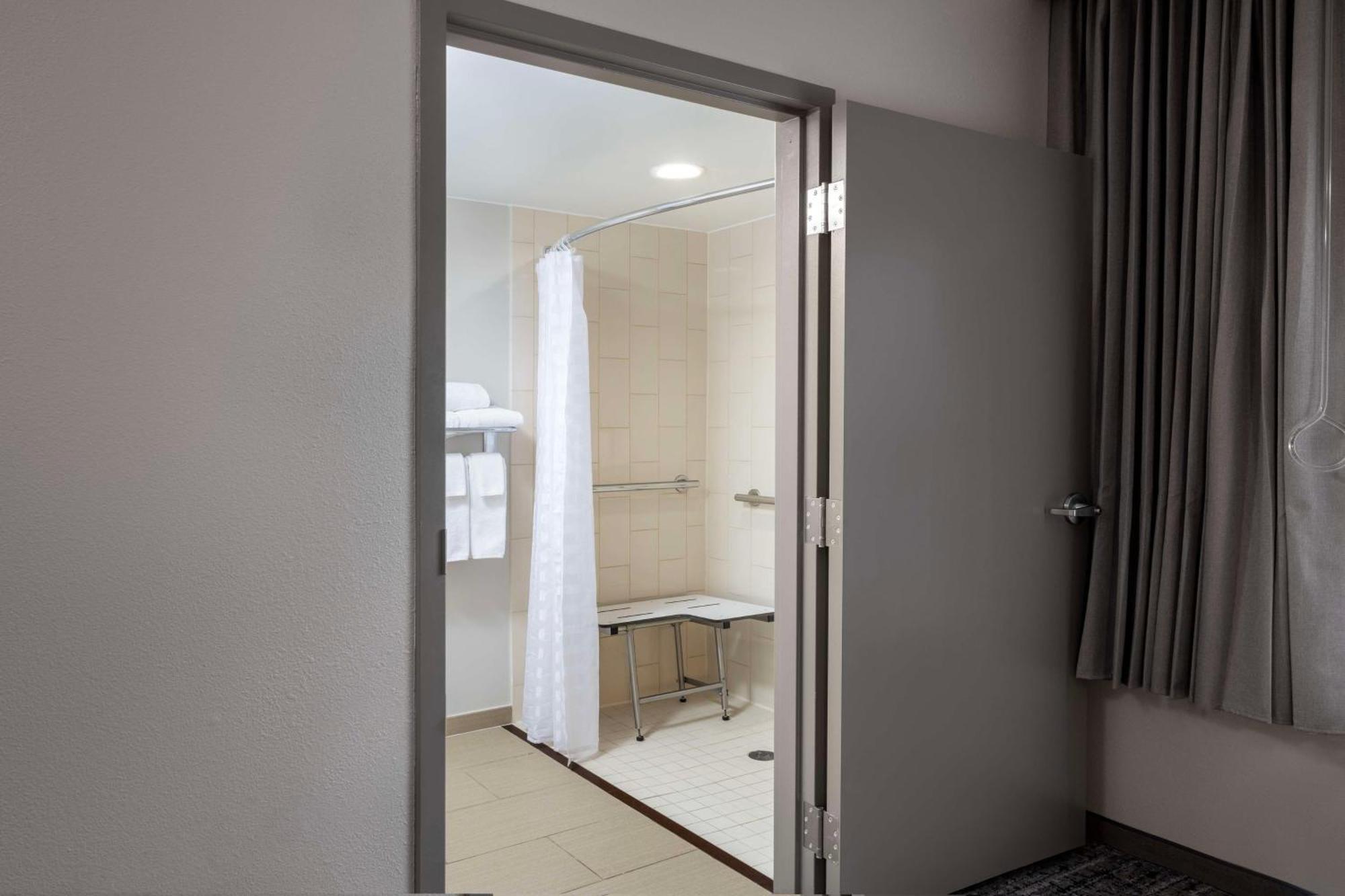 Hyatt Place Chantilly Dulles Airport South Eksteriør billede